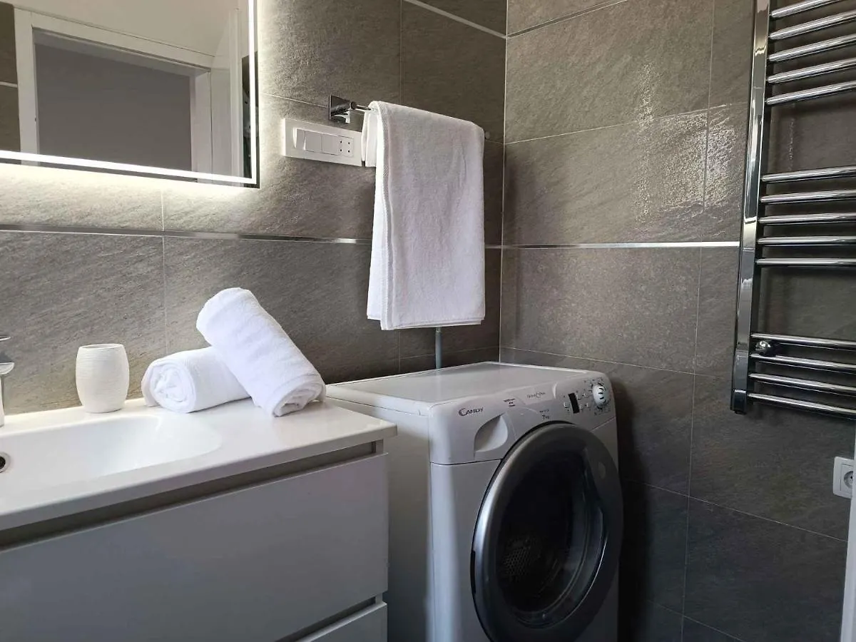 Apartment In Crikvenica 45074